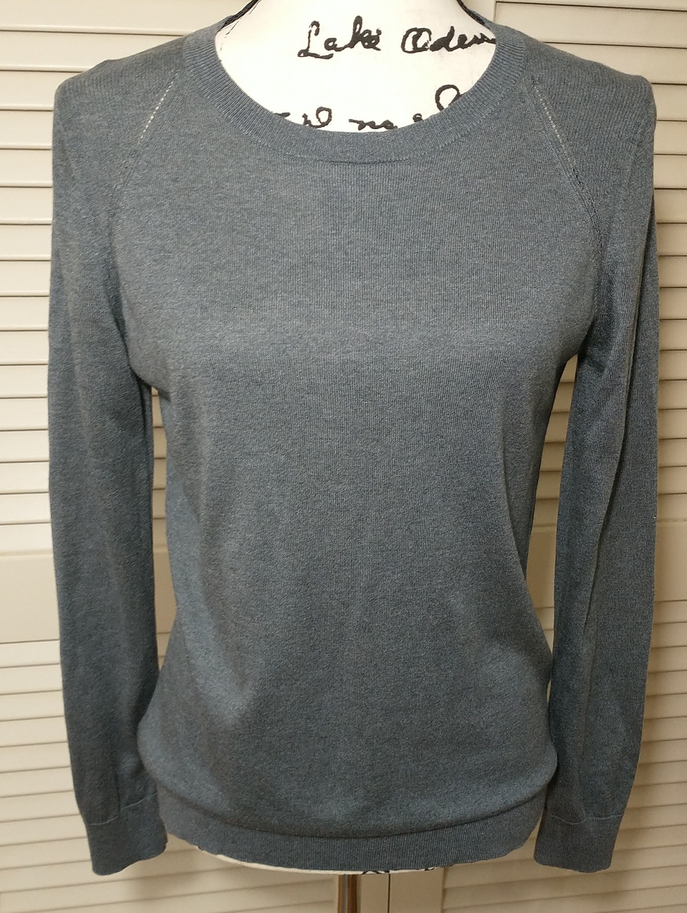 LIJE NEW Banana Republic Silk Blend Crew Neck Sweater, Charcoal Gray, Size S